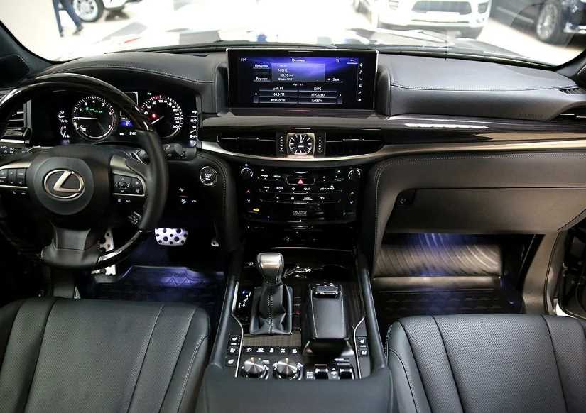 2022 Lexus LX 600 Interior