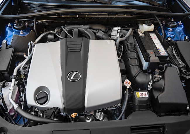 2022 Lexus ES 300h Engine