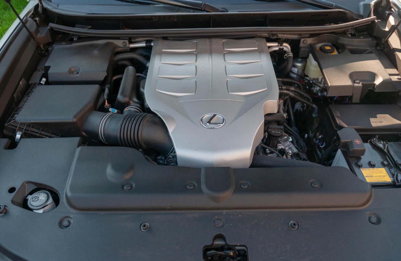 2023 Lexus GX 460 Engine