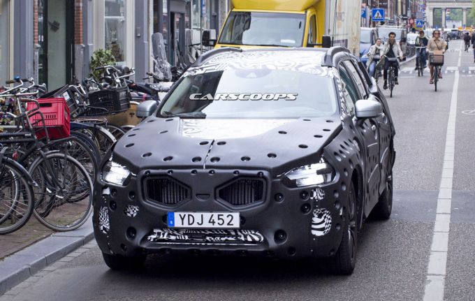 Volvo XC60 вновь вышел на тестирование