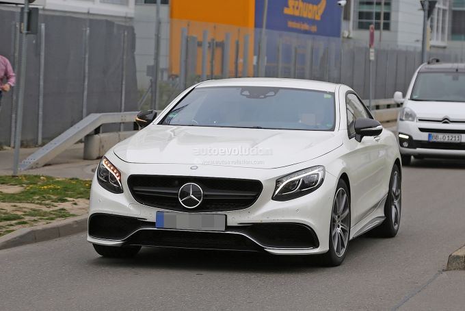 Слухи обещают новому Mercedes-Benz SL компоновку 2+2