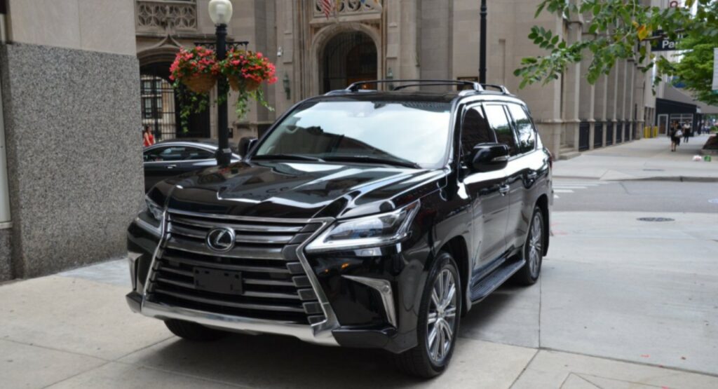 Lexus LX 600 Exterior