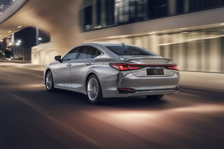 Lexus ES 2026 300h Price And Review