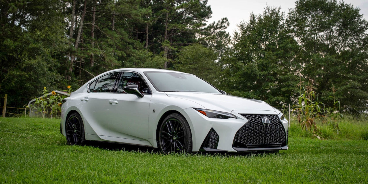Lexus IS 350 F Sport S3 Magazine Lexus IS 350 F Sport S3 Magazine